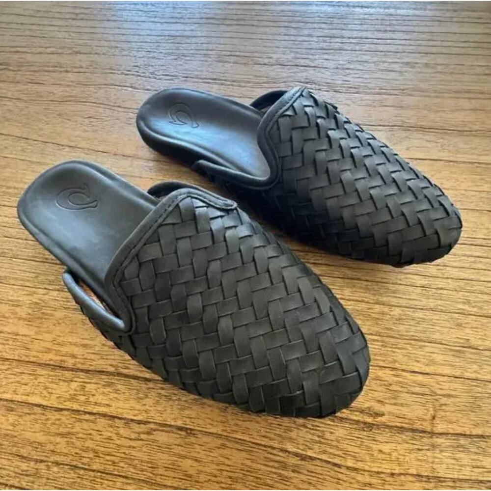 OluKai Black Woven Flats